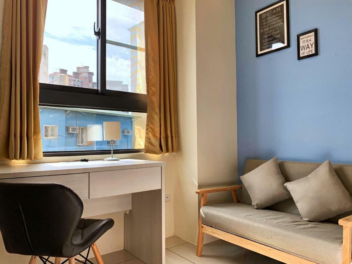 Adagio Hostel Taichung Esterno foto