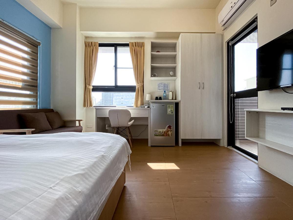 Adagio Hostel Taichung Esterno foto