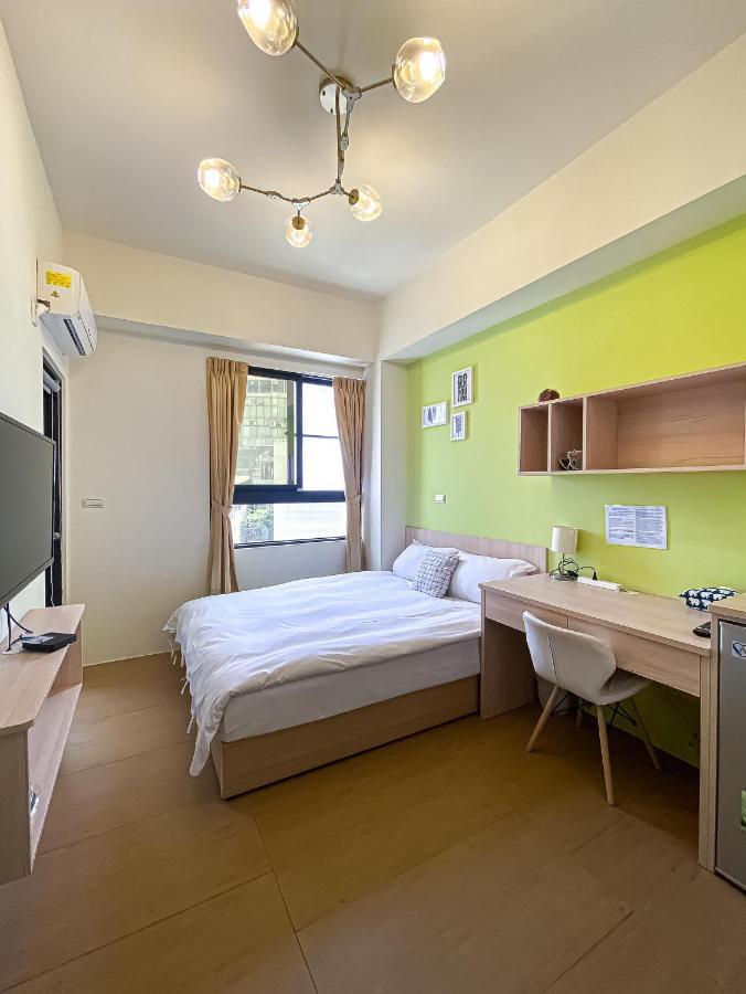 Adagio Hostel Taichung Esterno foto