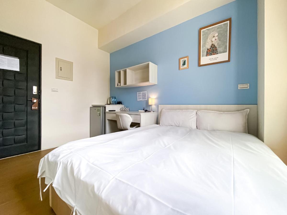 Adagio Hostel Taichung Esterno foto