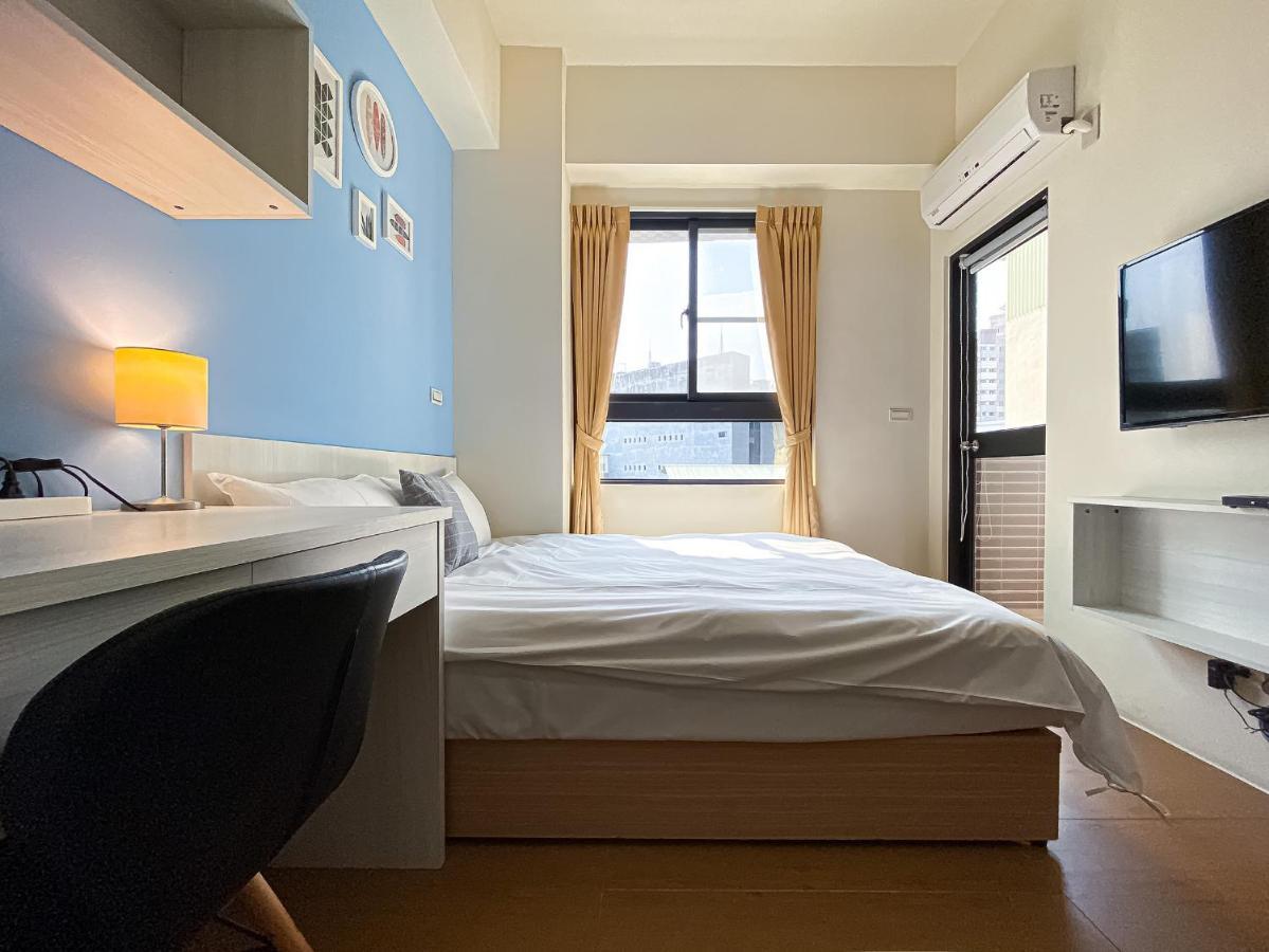 Adagio Hostel Taichung Esterno foto