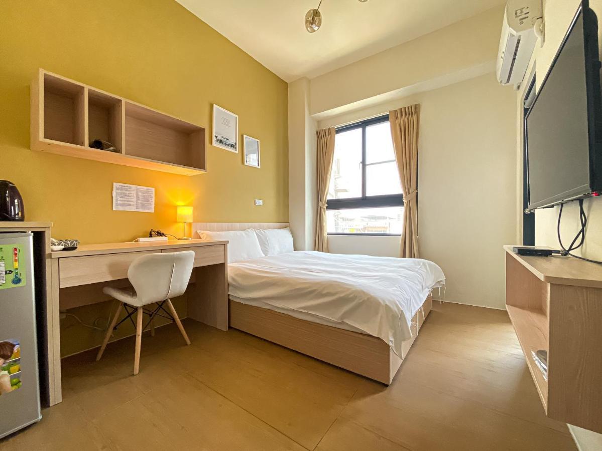 Adagio Hostel Taichung Esterno foto