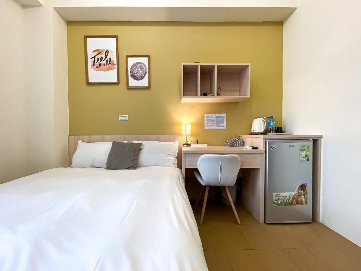 Adagio Hostel Taichung Esterno foto