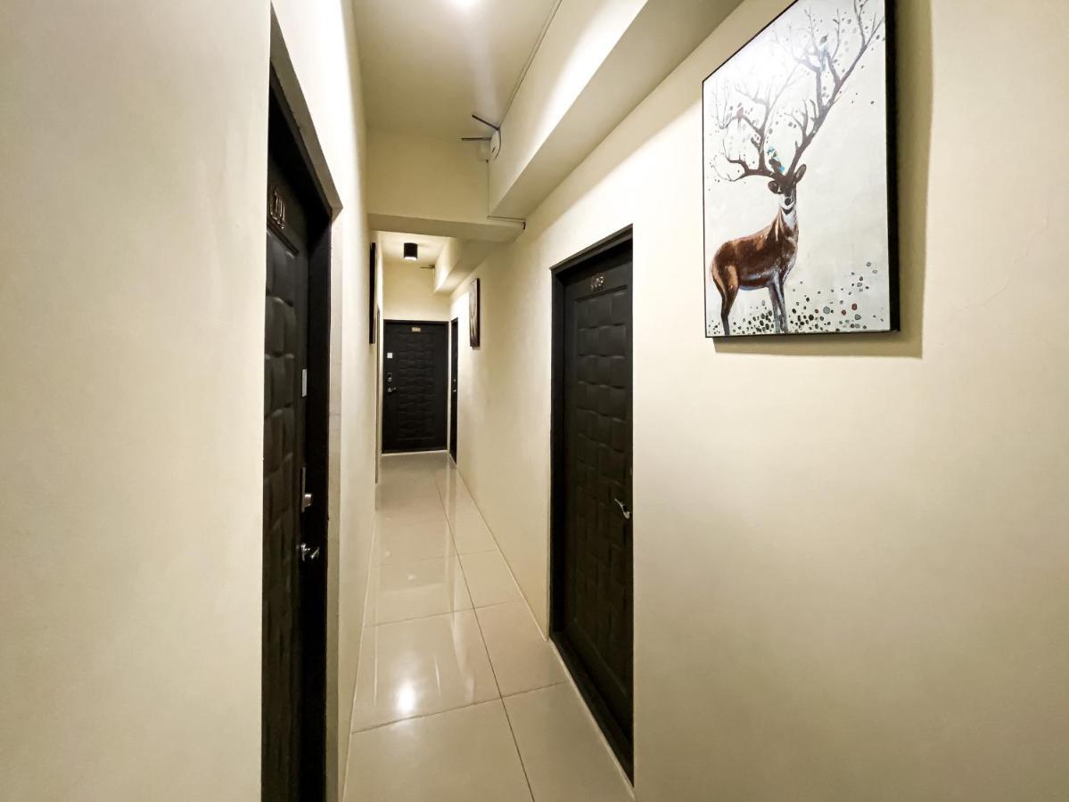 Adagio Hostel Taichung Esterno foto