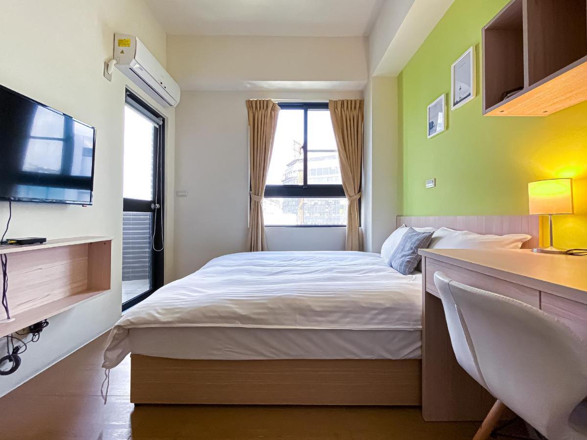 Adagio Hostel Taichung Esterno foto